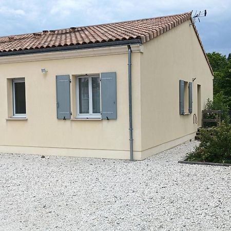 Meuble De Tourisme Classe 3 Etoiles Le Ptit Coin De Soleil - Saint Ciers D'Abzac Zewnętrze zdjęcie