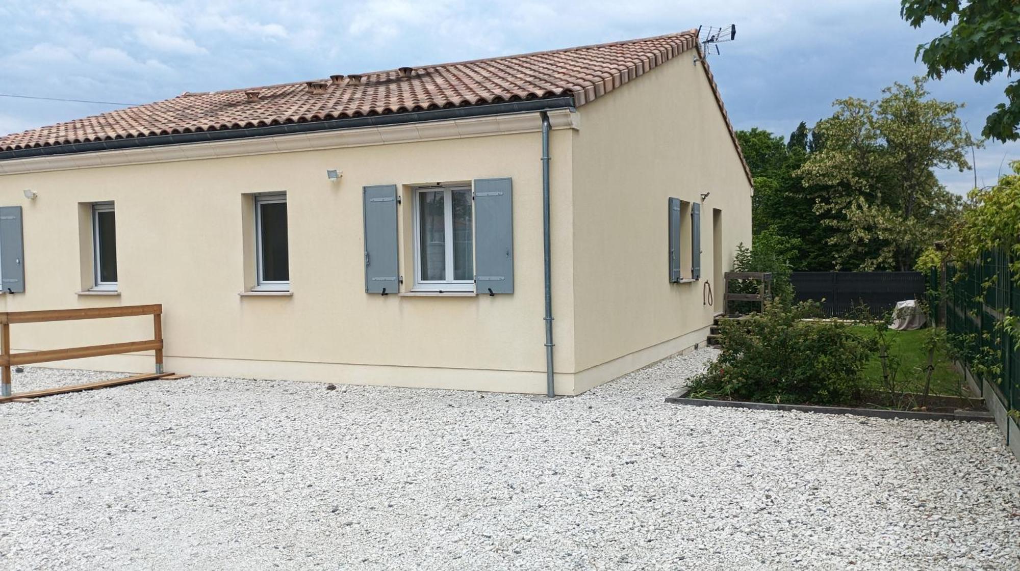Meuble De Tourisme Classe 3 Etoiles Le Ptit Coin De Soleil - Saint Ciers D'Abzac Zewnętrze zdjęcie